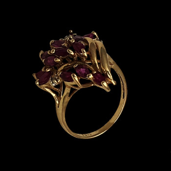 Anillo de mujer en oro 14k...