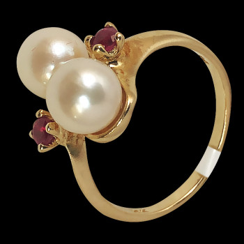 10k gold Fancy Ring with pearl