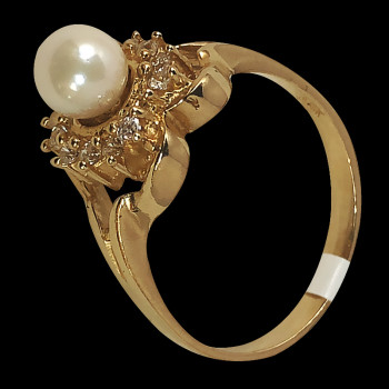 14k gold Fancy Ring with Pearl