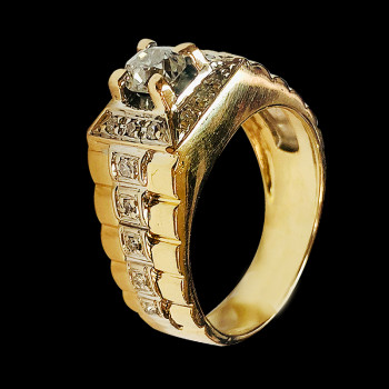 18k gold men's ring with...